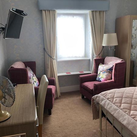 Stratford House Exclusively For Adults Ξενοδοχείο Λαντούντνο Εξωτερικό φωτογραφία
