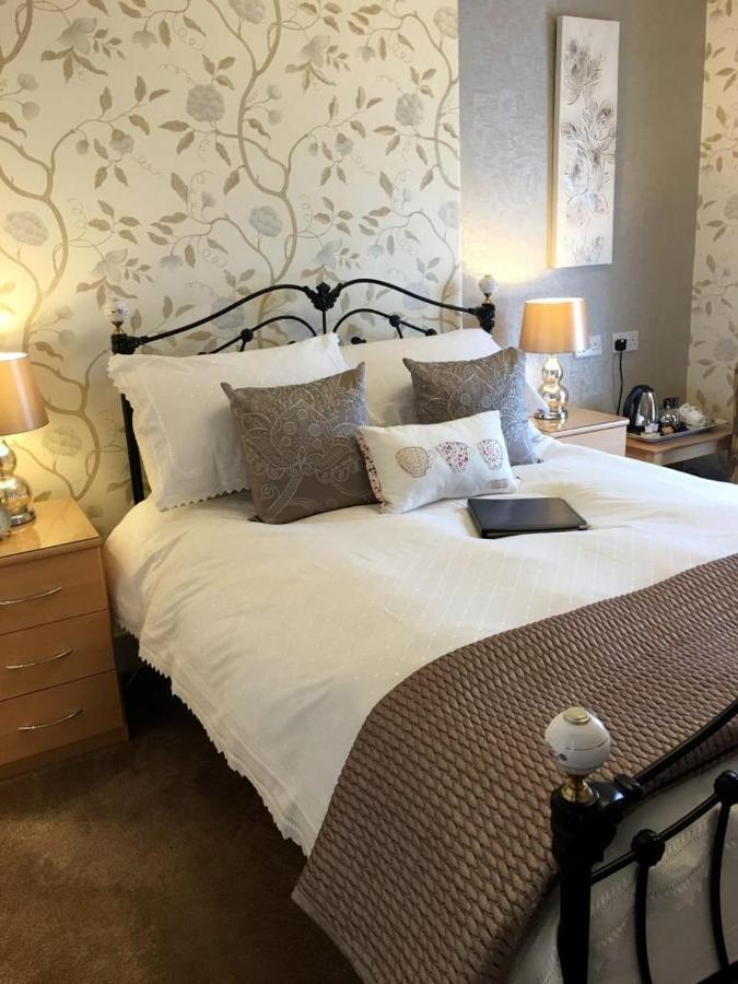 Stratford House Exclusively For Adults Ξενοδοχείο Λαντούντνο Εξωτερικό φωτογραφία