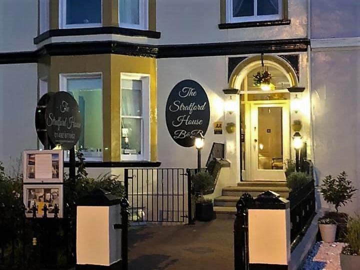 Stratford House Exclusively For Adults Ξενοδοχείο Λαντούντνο Εξωτερικό φωτογραφία