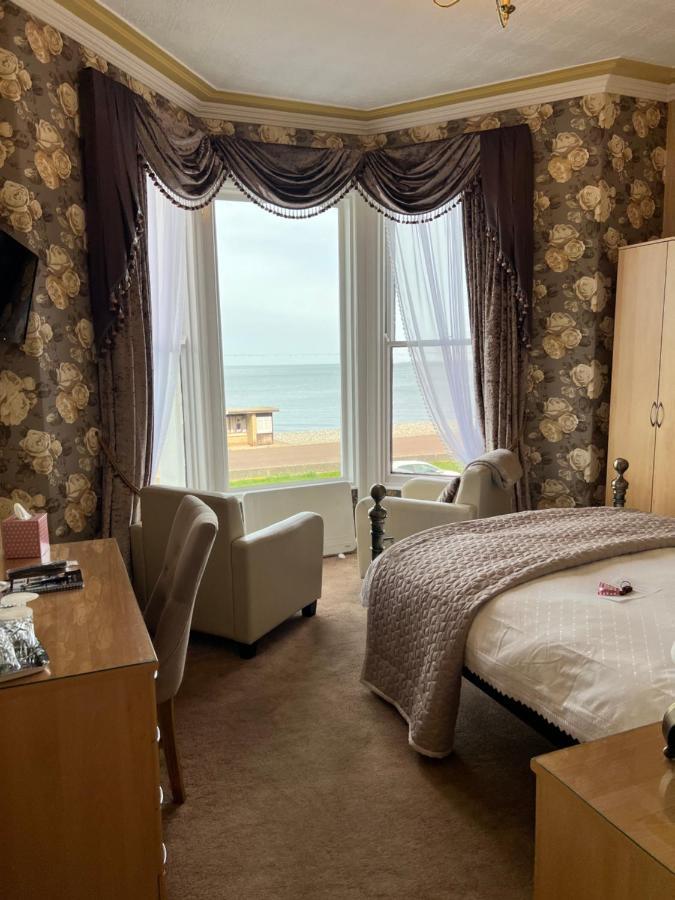 Stratford House Exclusively For Adults Ξενοδοχείο Λαντούντνο Εξωτερικό φωτογραφία