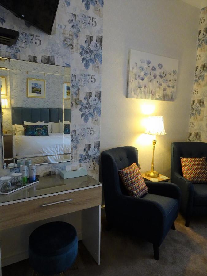Stratford House Exclusively For Adults Ξενοδοχείο Λαντούντνο Εξωτερικό φωτογραφία