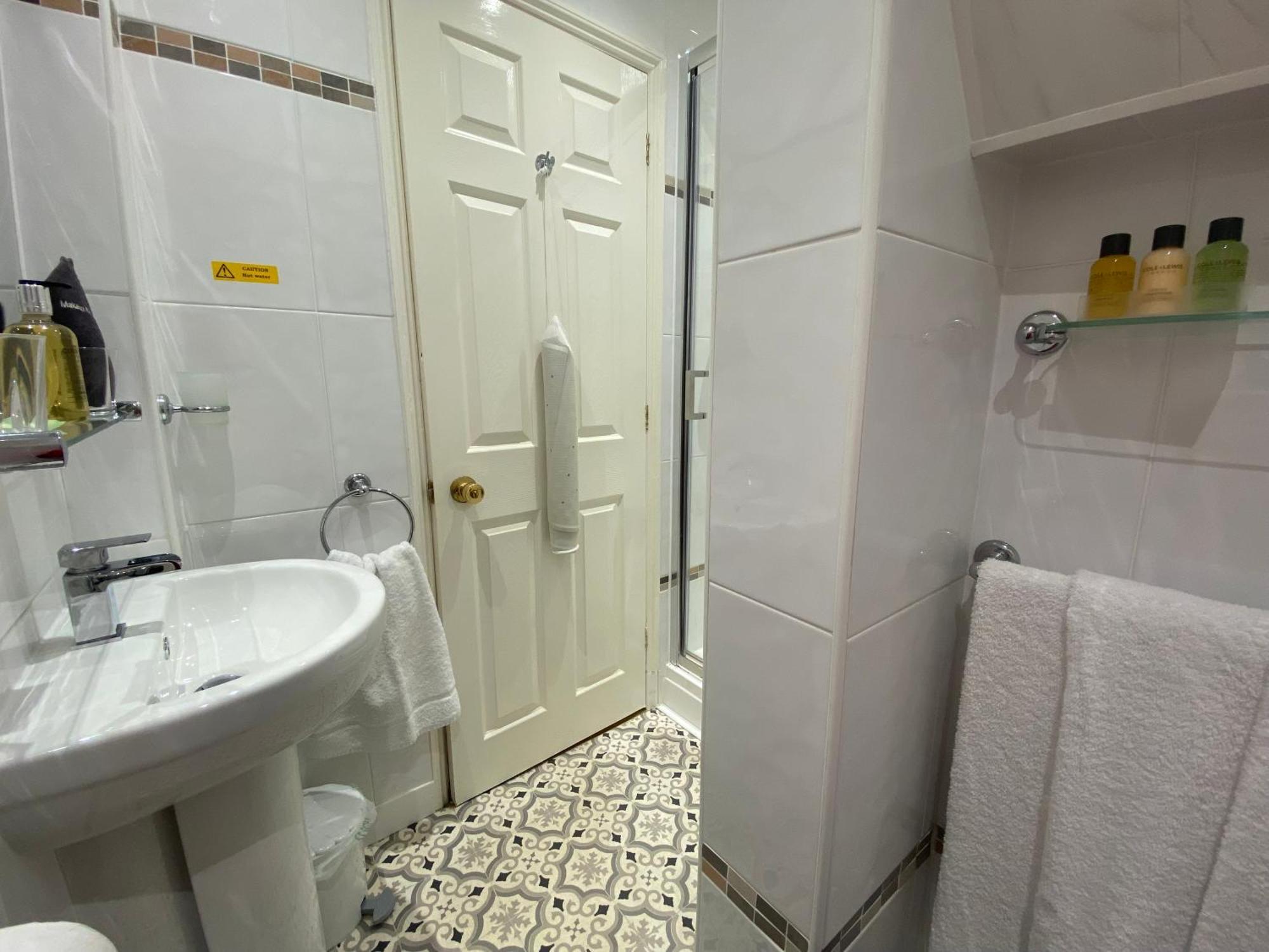 Stratford House Exclusively For Adults Ξενοδοχείο Λαντούντνο Εξωτερικό φωτογραφία