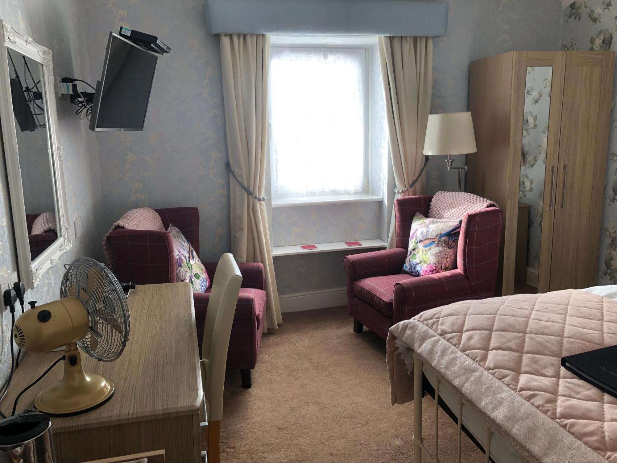 Stratford House Exclusively For Adults Ξενοδοχείο Λαντούντνο Εξωτερικό φωτογραφία